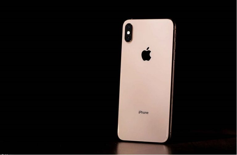 Man-hinh-ip-xs-max-1